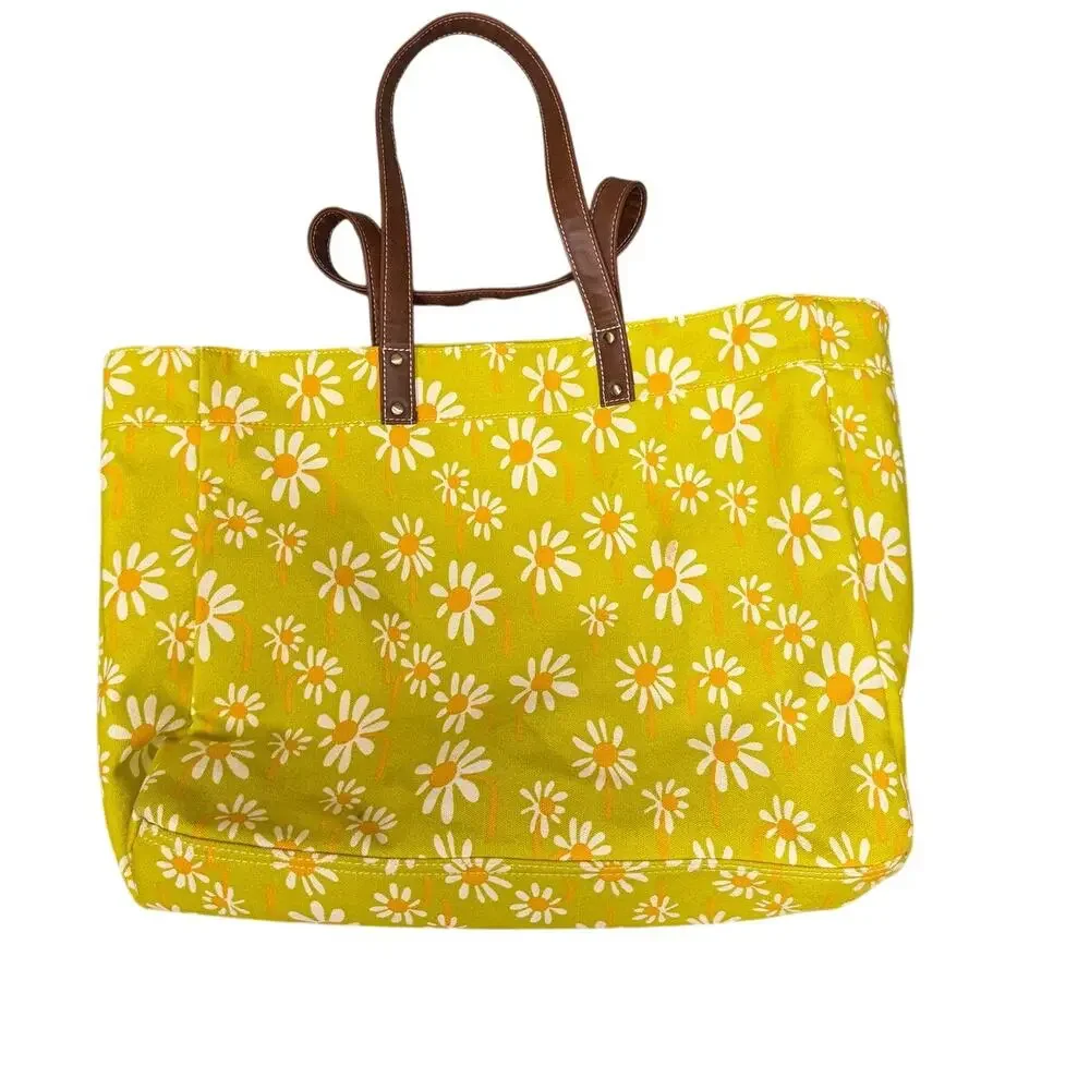 Miaka Large Canvas Tote - Green, white flowers